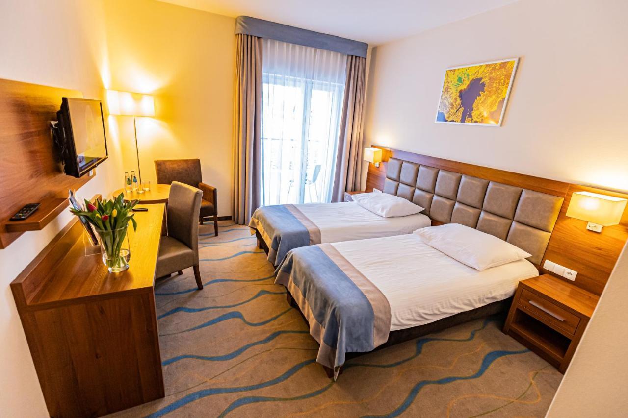 Skomielna Czarna Hotel Olivia Medical Spa מראה חיצוני תמונה