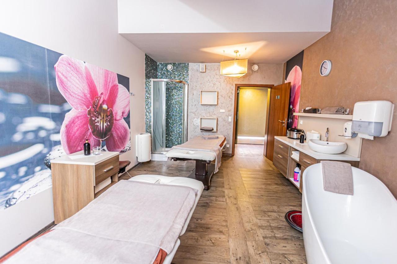 Skomielna Czarna Hotel Olivia Medical Spa מראה חיצוני תמונה