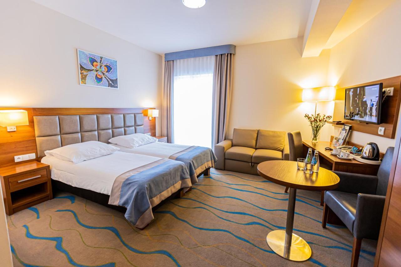 Skomielna Czarna Hotel Olivia Medical Spa מראה חיצוני תמונה