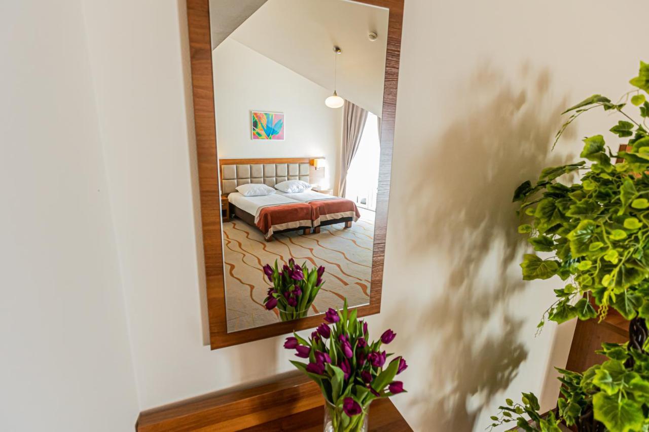 Skomielna Czarna Hotel Olivia Medical Spa מראה חיצוני תמונה